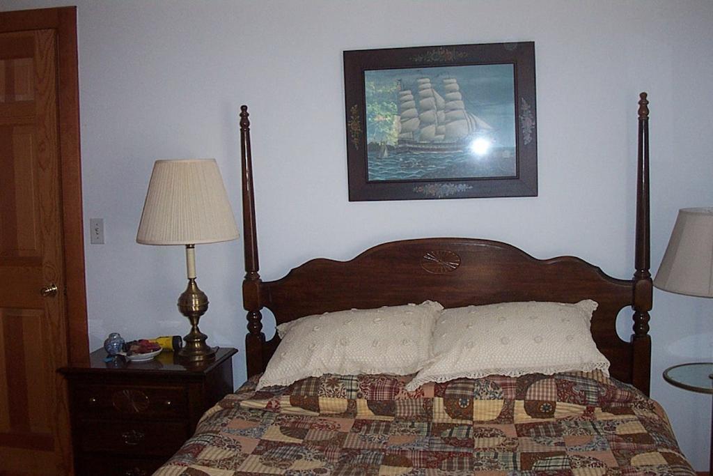 Chesapeake Inn Of Lenox Zimmer foto